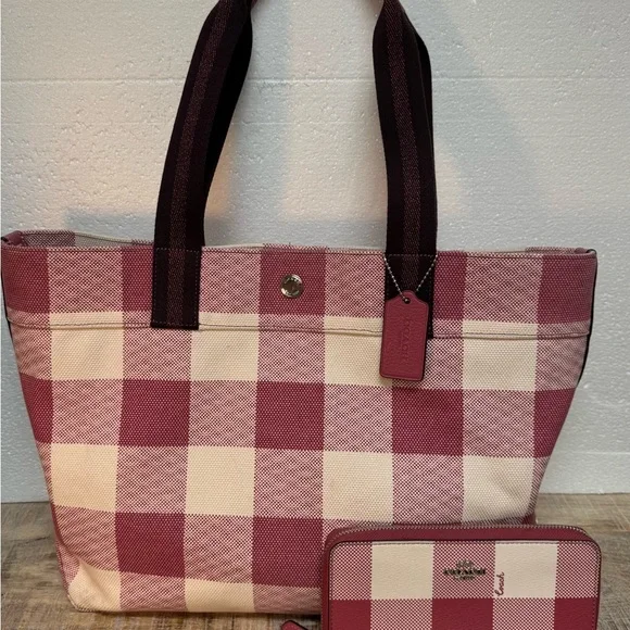 Coach Pink and White Plaid Tote Bag with matching Wallet - Picture 1 of 14